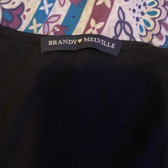 Brandy Melville Rae Top - Picture 5 of 6